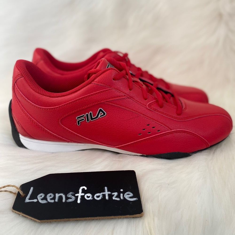 New Fila Men’s Exalade 6 Sneaker